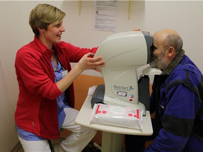 Krajská zdravotní se připojila ke Světovému týdnu glaukomu dny otevřených dveří a přednáškou 