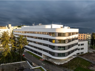 Nově otevřená budova J v ústecké Masarykově nemocnici Krajské zdravotní